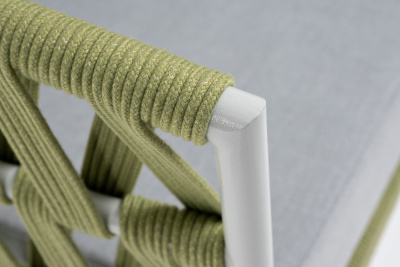 "Диего" кресло плетеное из роупа, каркас алюминий светло-серый (RAL7035) муар, роуп салатовый меланж круглый, ткань светло-серая