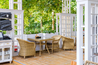 "Равенна" плетеное кресло из искусственного ротанга, цвет соломенный с серо-коричневой подушкой