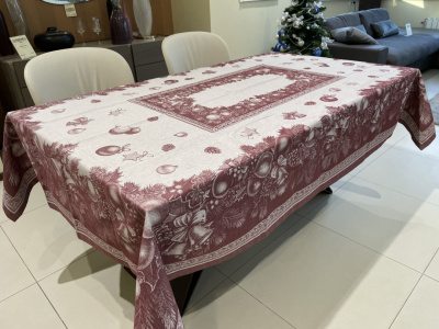 Скатерть жаккардовая "Новогодние игрушки" 150*220